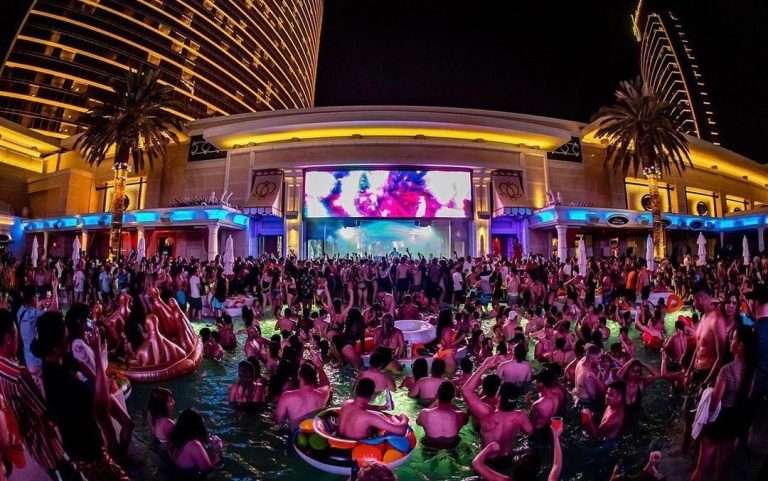 Encore Beach Club Pic