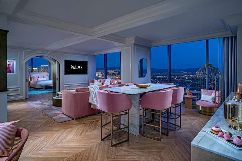 Palms 26202 Girlnextdoor Livingroom